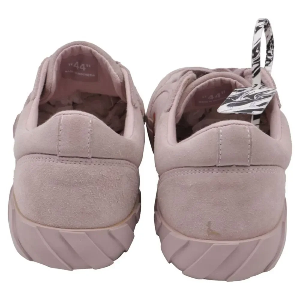 Off-White Vulcanized Low Sneakers in Pink Suede